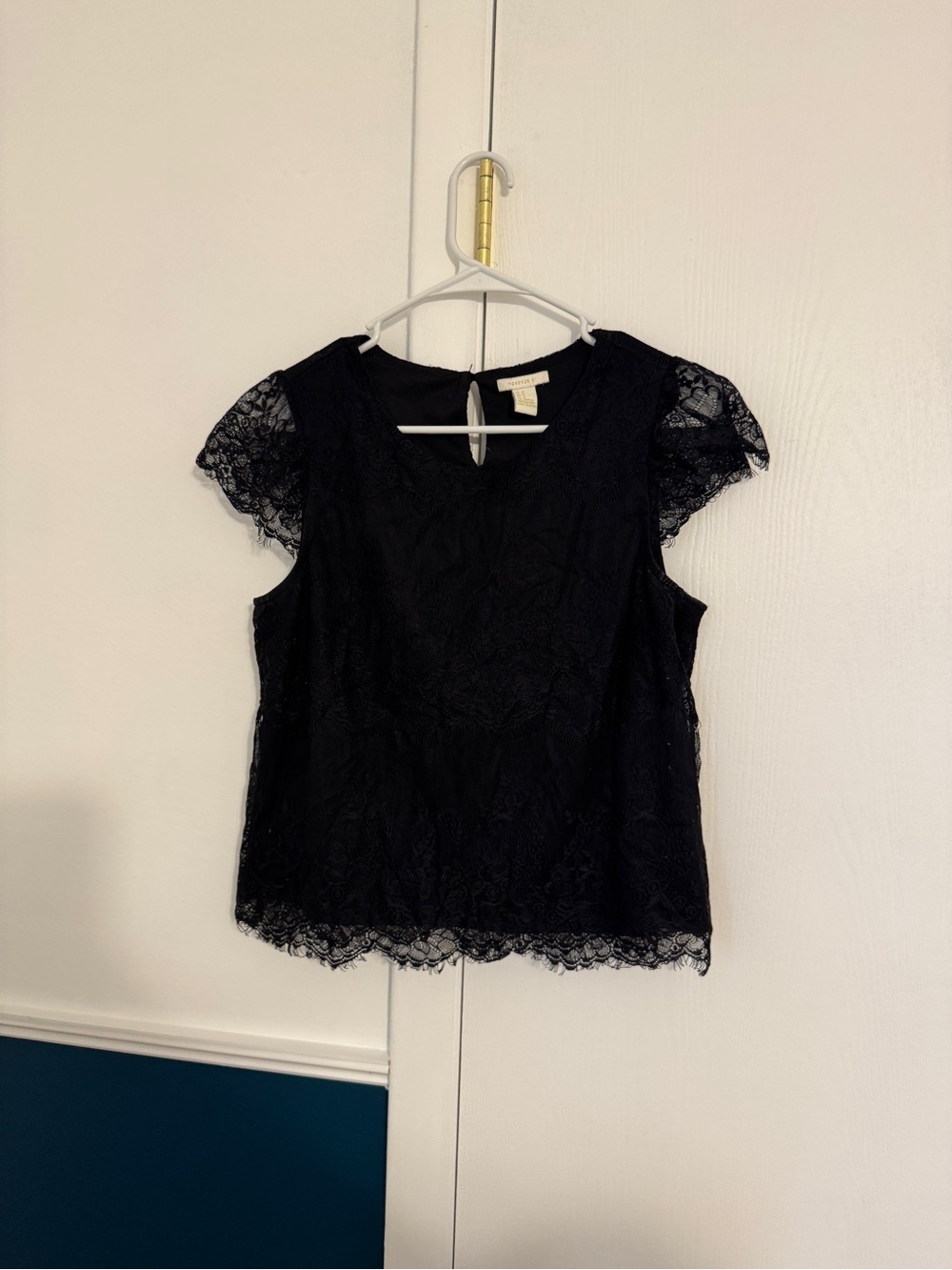 Forever 21 Black Lace Cap Sleeve Blouse